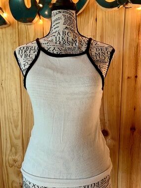 🦋💋Urban Outfitters w/ Project Social T White Ribbed Tank w/ Navy Trim💋🦋